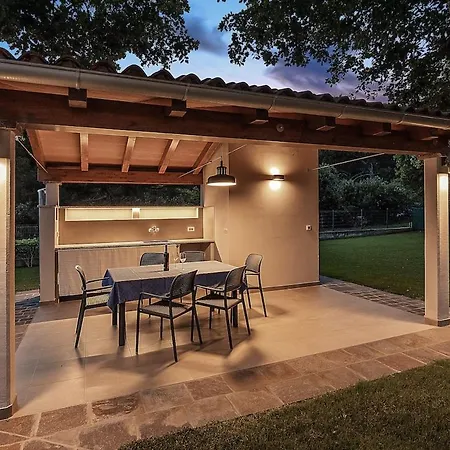 Villa Monte Uliveto By Istrialux