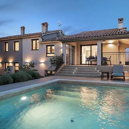 Villa Monte Uliveto By Istrialux Pula