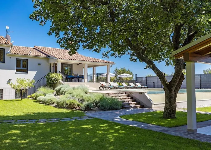 Monte Uliveto By Istrialux Pula