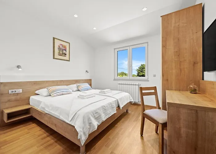 Monte Uliveto By Istrialux Pula